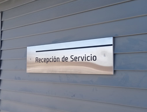 TÓTEMS Y SEÑALÉTICAS